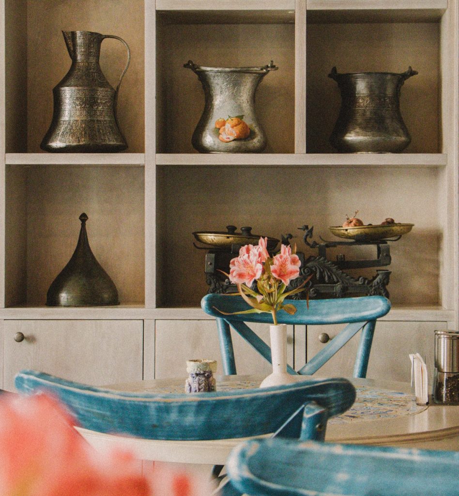 Others see 4 walls, I see a story